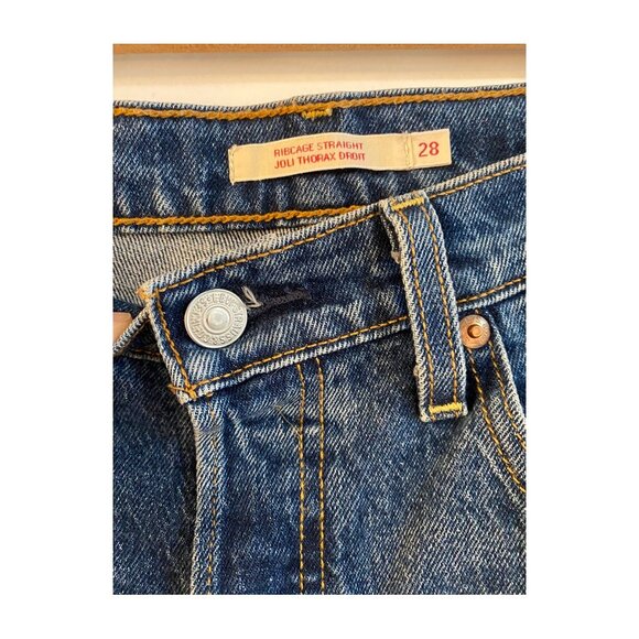 Levi's Ribcage Full-Length Jeans - Picture 4 of 5